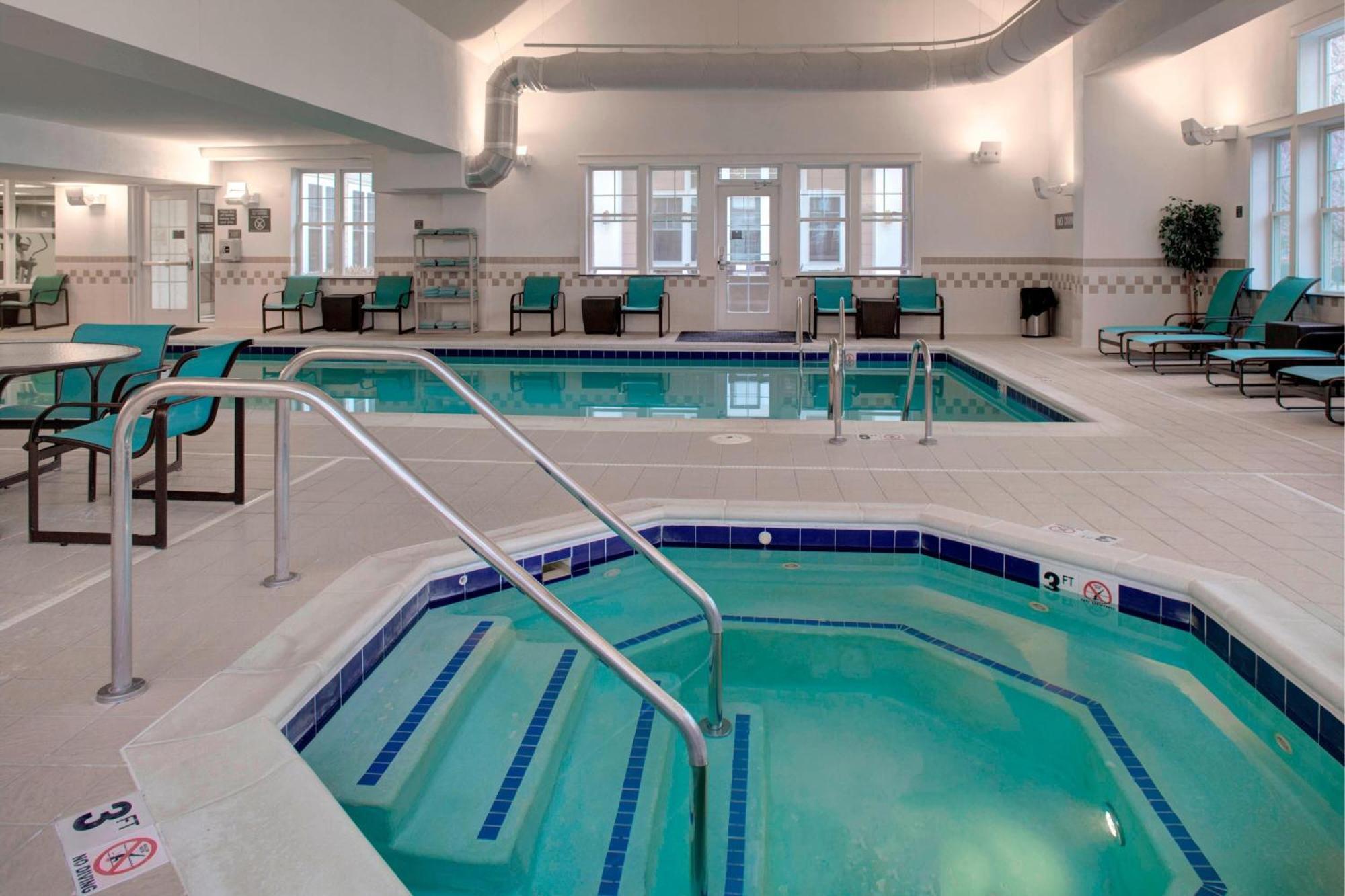 By Marriott Richmond Chester 2*