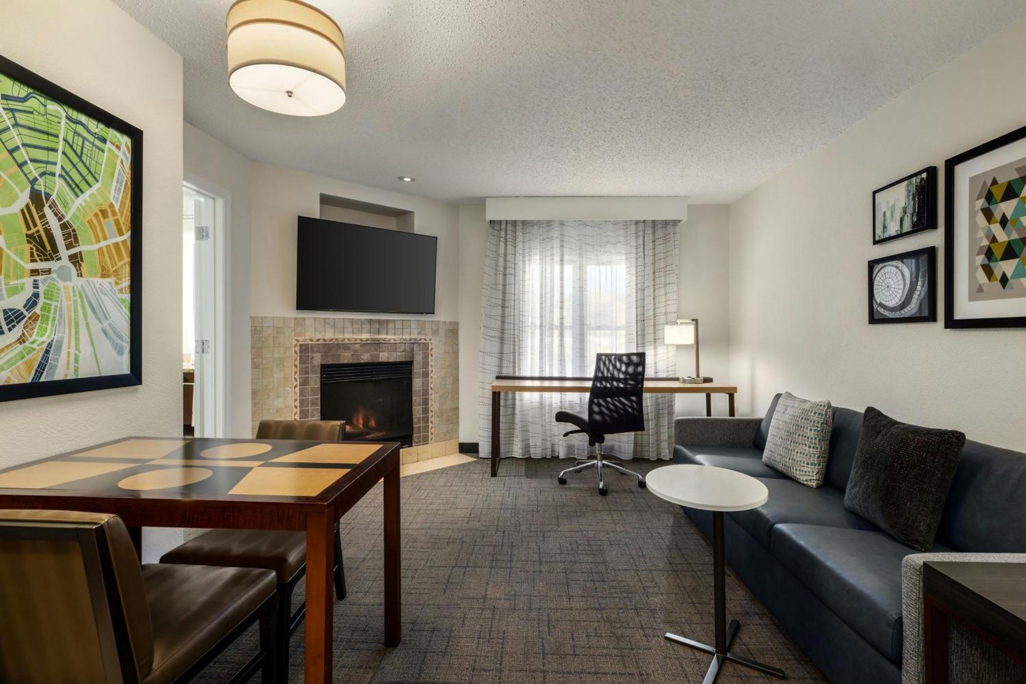 By Marriott Richmond Chester Woodvale