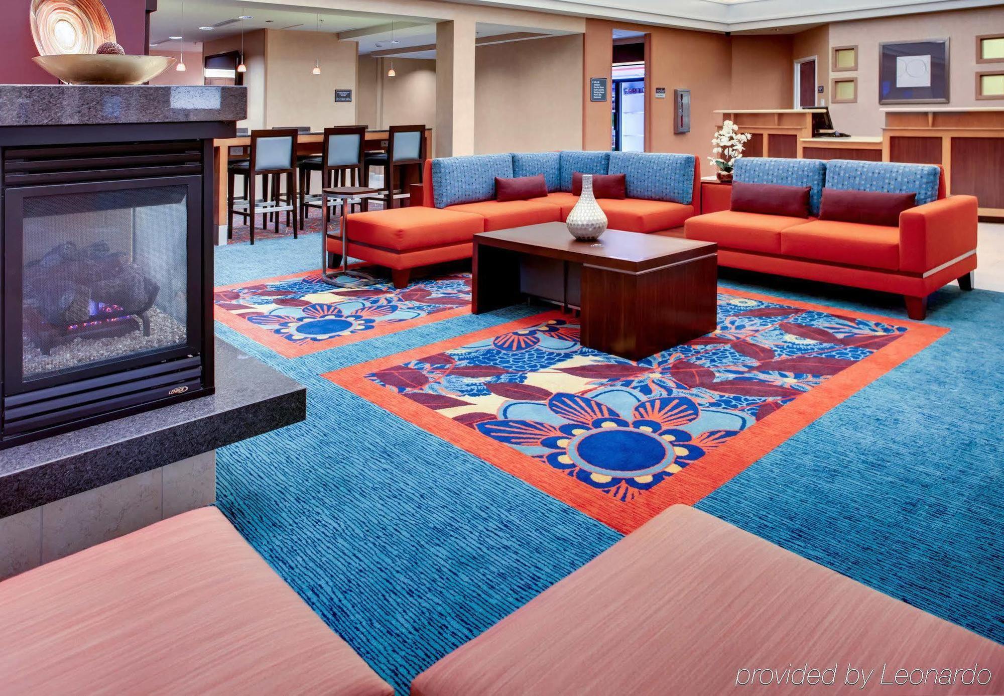 Hotel By Marriott Richmond Chester 2*